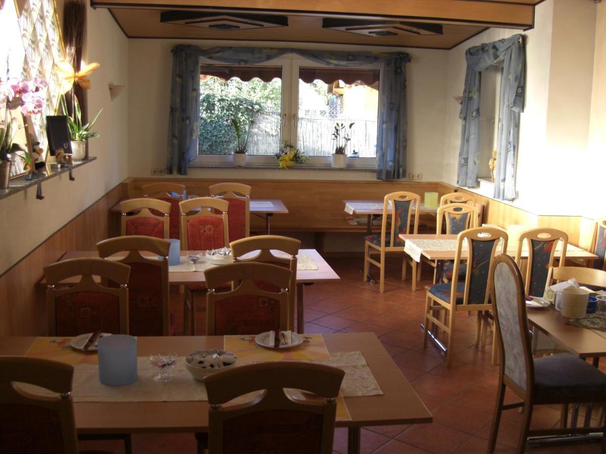 Gastehaus Stramka Hotel Руст Екстериор снимка